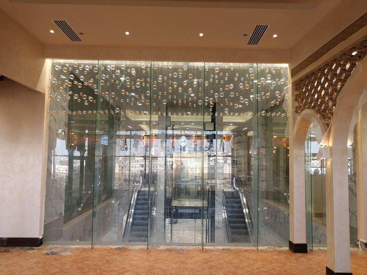CROWNE PLAZA HOTEL