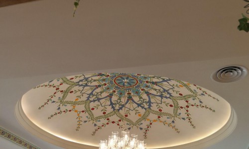 CROWNE PLAZA HOTEL